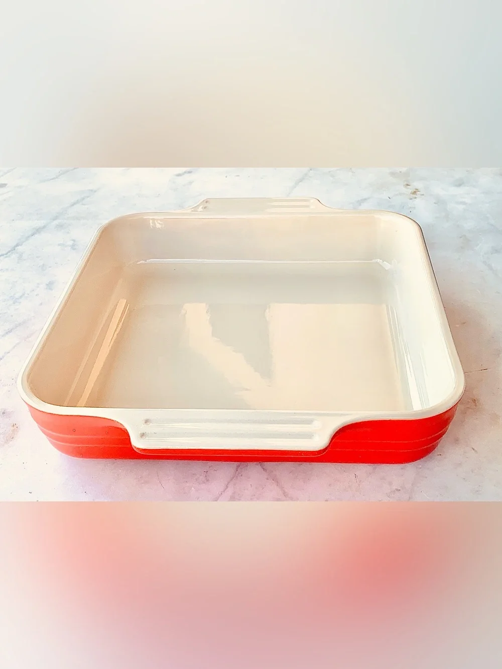 LE CREUSET STONEWARE SQUARE  BAKING DISH CARMIN 23CM NEW
